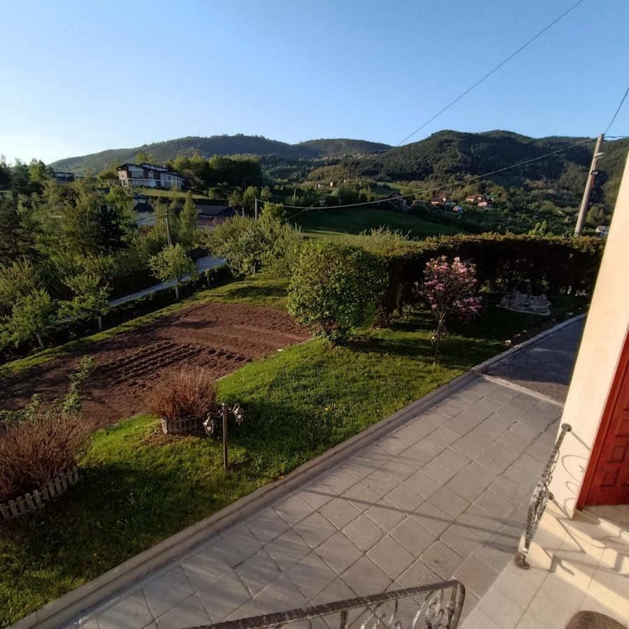 Holiday Home Green Сараево Экстерьер фото